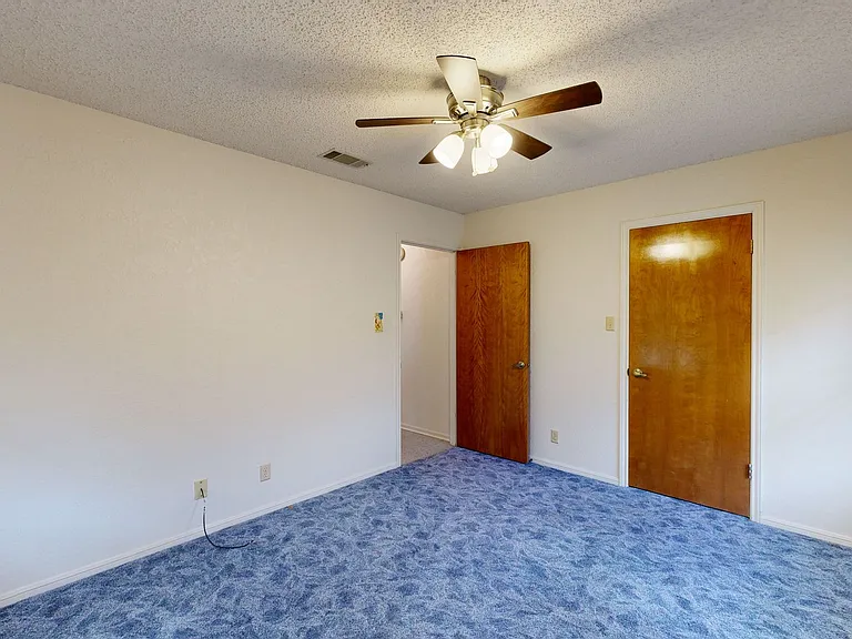 1711 Redwood Dr — Photo 15
