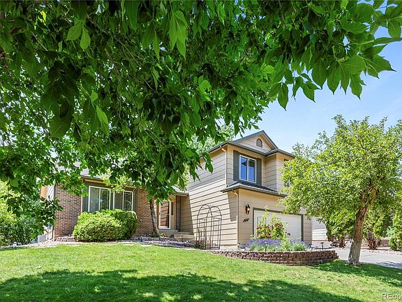 2nd image of 8725 Meadowlark Circle