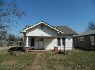 113 E Ohio St, Walters, OK 73572