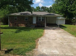 191 Holiday Dr, Jackson, TN 38305