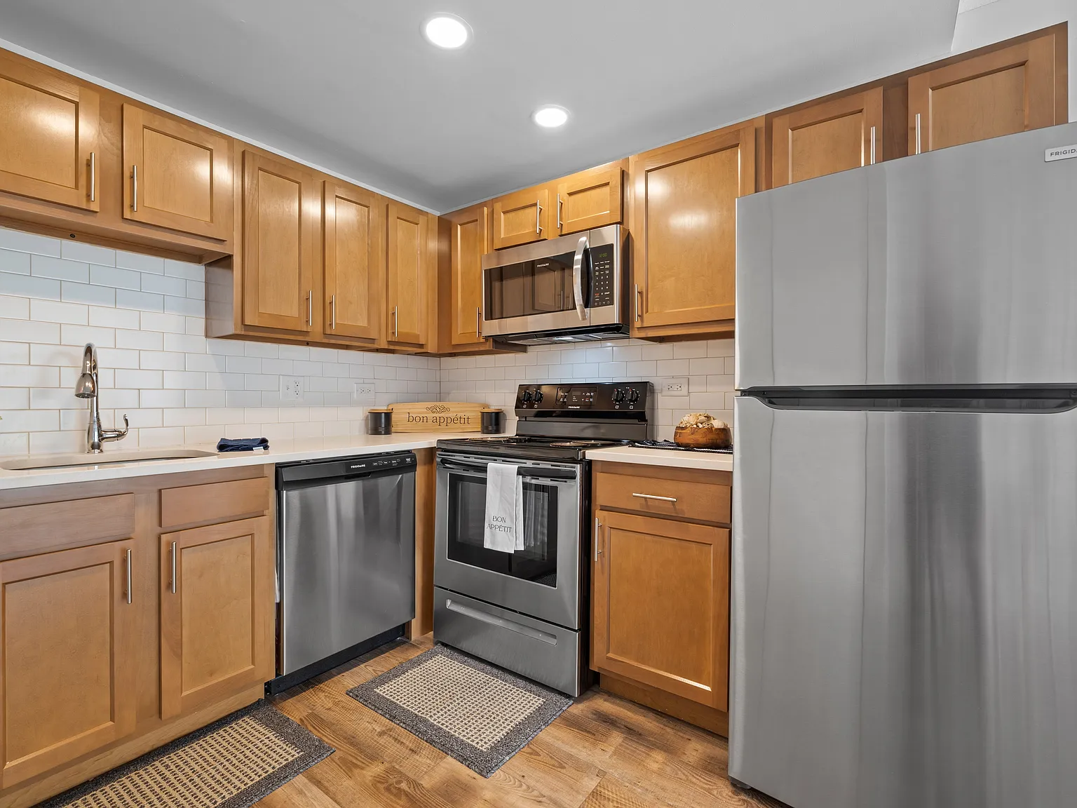 Fox Run Apartments — Photo 2