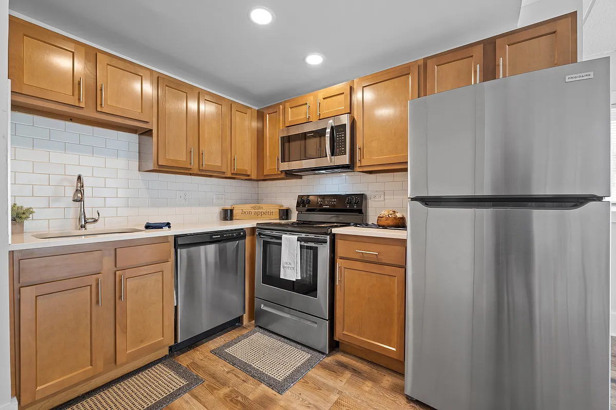 Building Photo - Fox Run Apartments