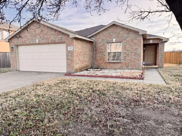 2435 Silverado Trl, Grand Prairie, TX 75052