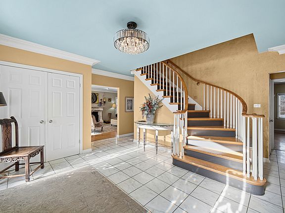 2nd image of 1819 Cornell Rd