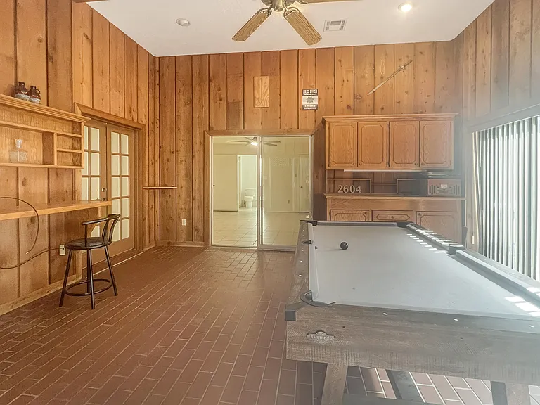2604 NE Garden Ln — Photo 27