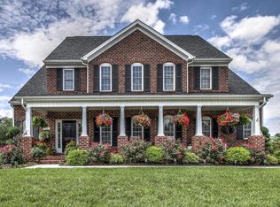 2682 Woods Meadow Ln, Salem, VA 24153