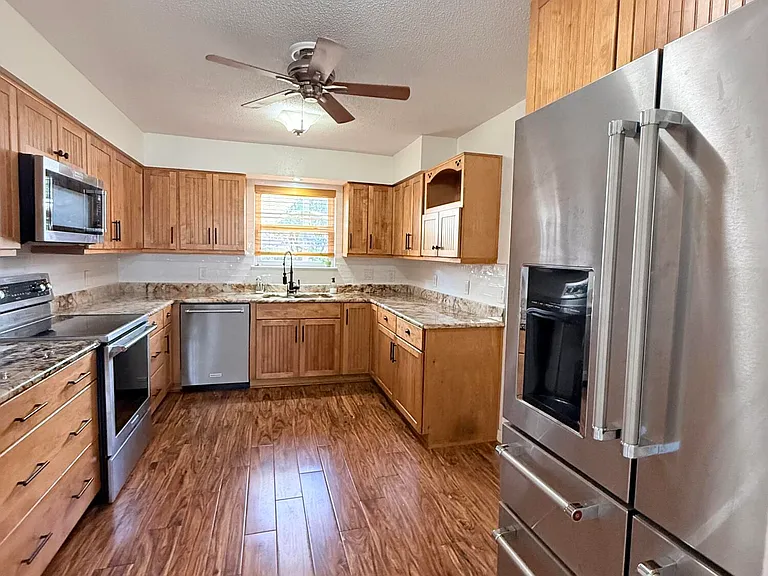 710 Osage Dr — Photo 9