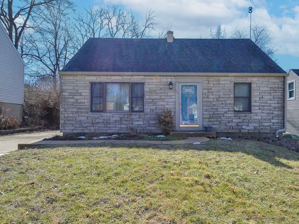 410 Robert Ave