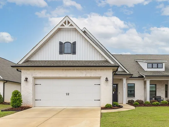 6015 Gardner Maples Dr, Owens X Rds, AL 35763