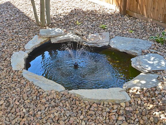 Fountain off viewing deck