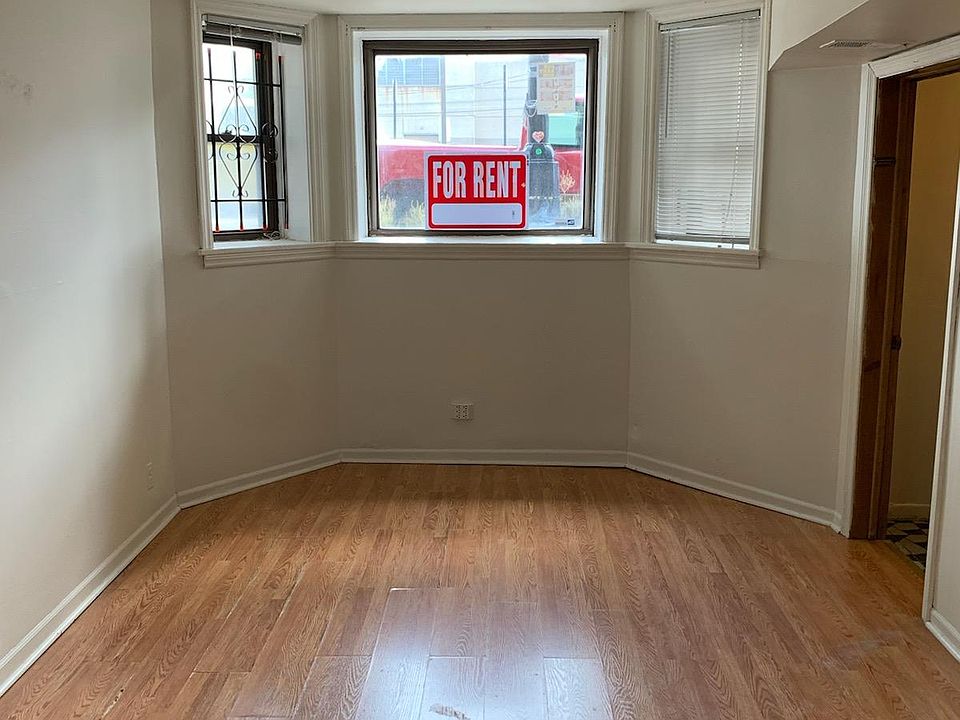 1st image of 1128 W Diversey Pkwy #Bfb