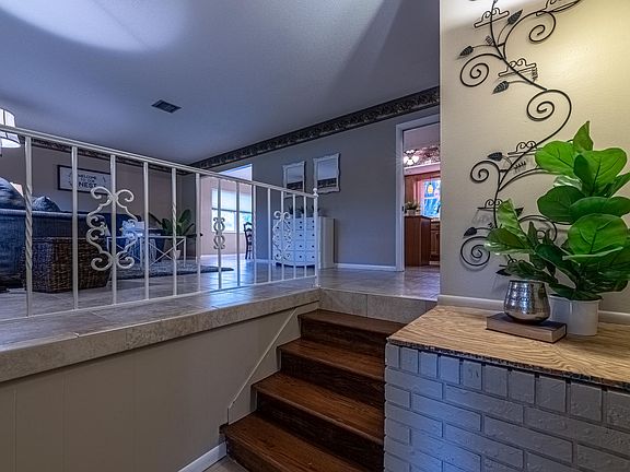 3rd image of 4414 Hickory Hill Blvd