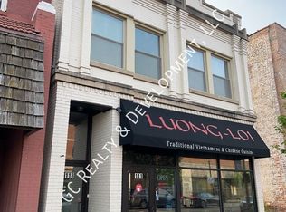 113 N Main St, Wheaton, IL 60187