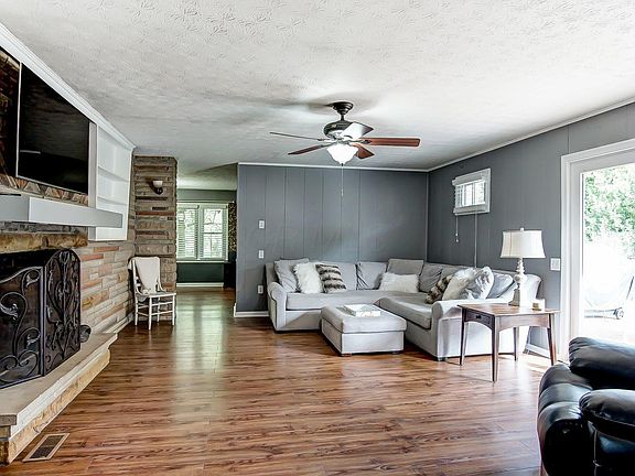 5th image of 3586 Pleasant Dr