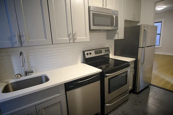 Rented by Bohemia Realty Group | media 5