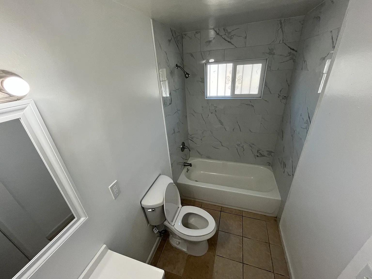 1306 Niles St — Photo 3