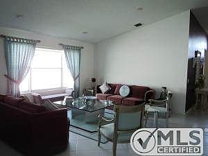 Living Rm 2