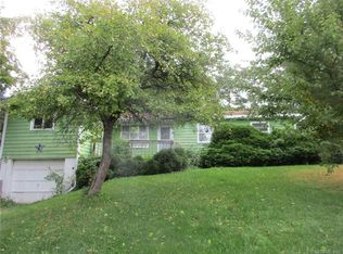 1714 Elise Renee Dr, Savannah, NY 13146
