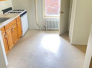 681 Vanderbilt Ave #1R, Brooklyn, NY 11238