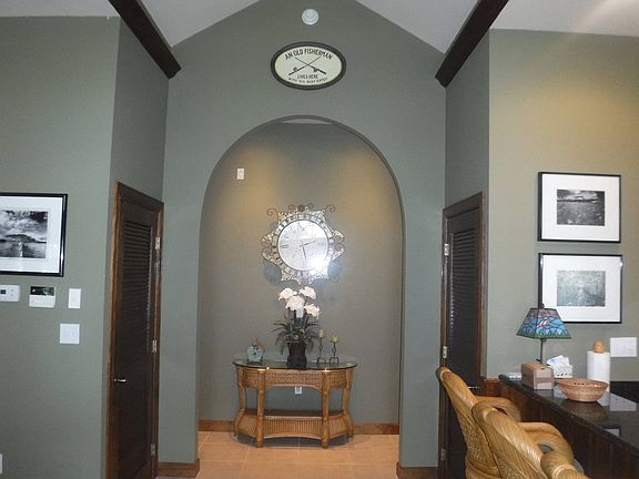 4th image of 305 N Storter #308
