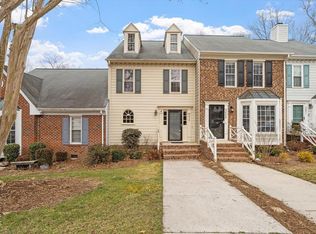 2847 Bedfordshire Ct, Raleigh, NC 27604
