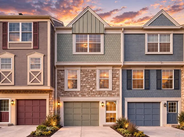 8215 S Fillmore Circle, Littleton, CO 80122