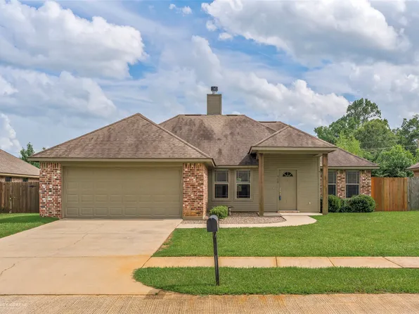 520 Big Red Cir, Haughton, LA 71037