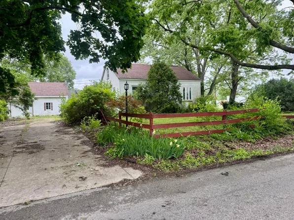 1885 N Lake Rd, Medway, OH 45341