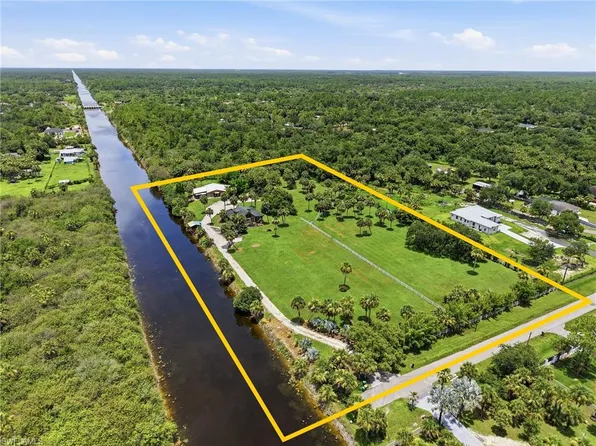 3935 24th AVE SE, NAPLES, FL 34117