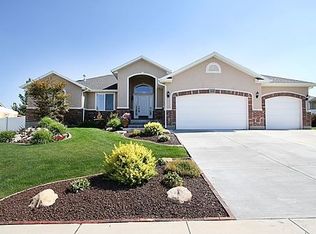 5659 W Copper Stone Dr, South Jordan, UT 84009