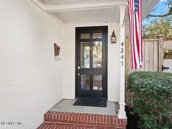 5th image of 4247 FAIRWAY Drive