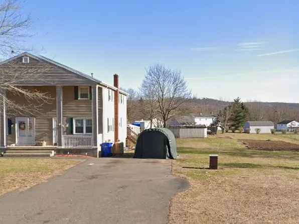 41 Hoffman Rd #41, Ellington, CT 06029