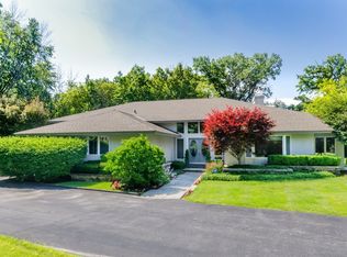 1255 N Waukegan Rd, Lake Forest, IL 60045