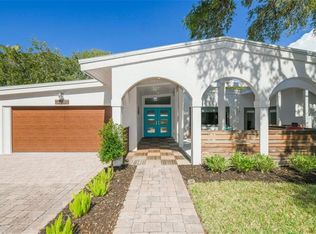 1211 Southport Dr, Sarasota, FL 34242