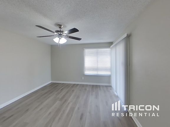 2nd image of 8828 W Whitton Ave