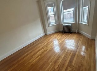1109 Boylston St APT 3, Boston, MA 02215