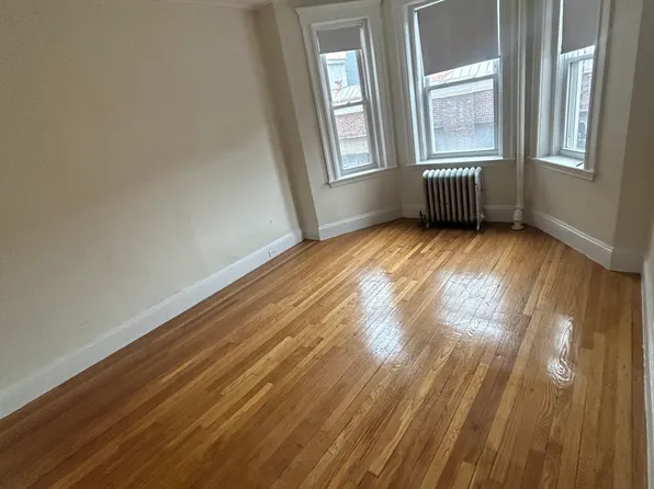 1111 Boylston St, Boston, MA