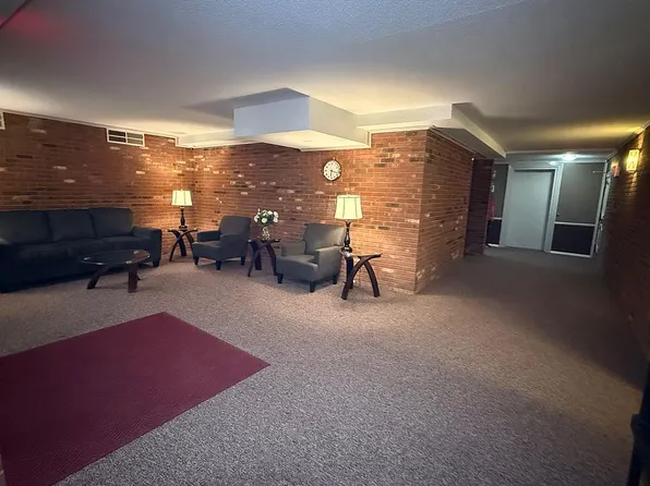 4179 Columbia Rd APT 114, North Olmsted, OH 44070
