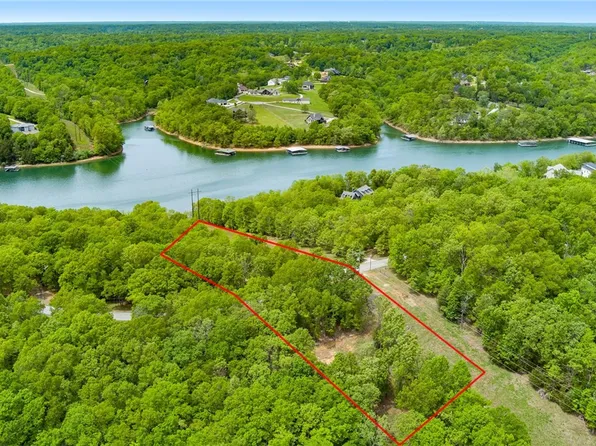 Coose Hollow Ln, Rogers, AR 72756