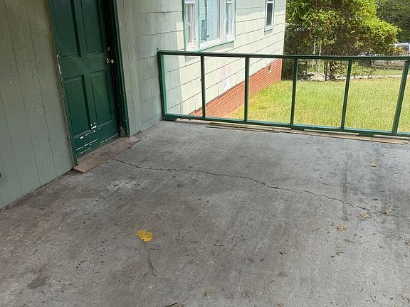 3rd image of 2939 Shelby Drive