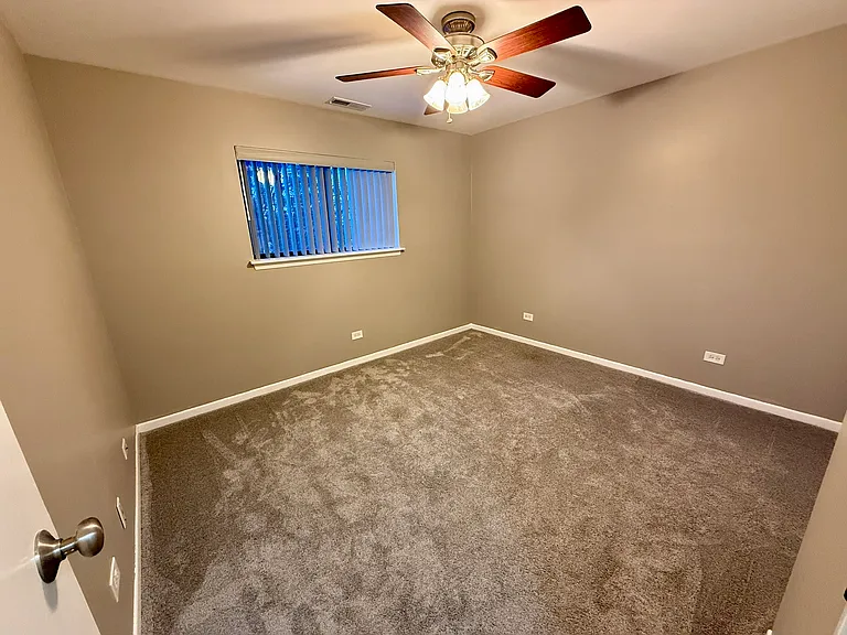 2252 Abbeywood Dr #F — Photo 9