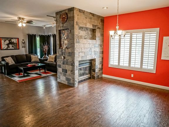 5th image of 17941 Hatridge Ln