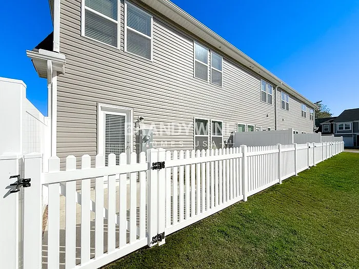912 Coosaw Pl — Photo 32