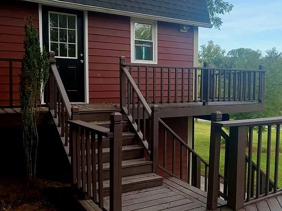 4th image of 22 Presley Ln
