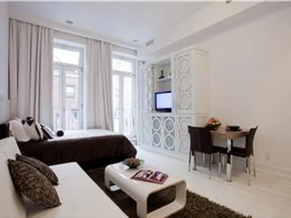 216 East 52nd Street image 4 of 6