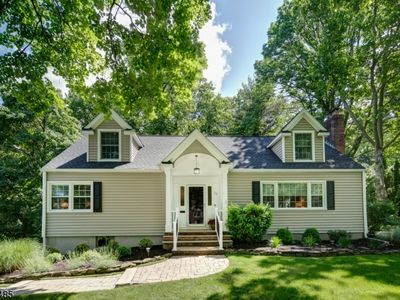 19 Orchard Ln, Berkeley Heights, NJ, 07922