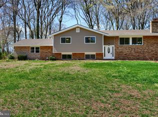 2215 Queensbury Dr, Fallston, MD 21047