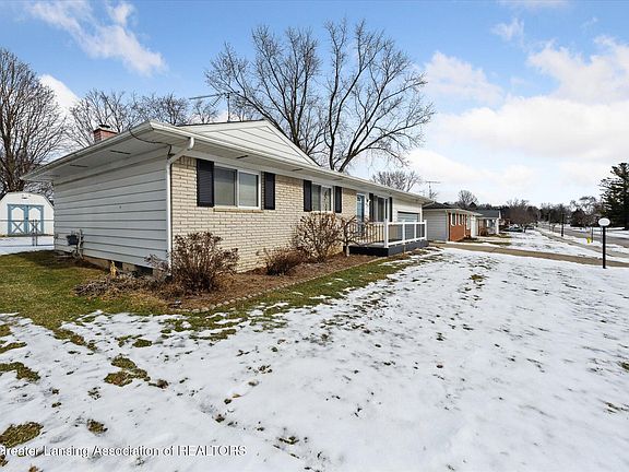 2nd image of 9088 Chelmsford Dr