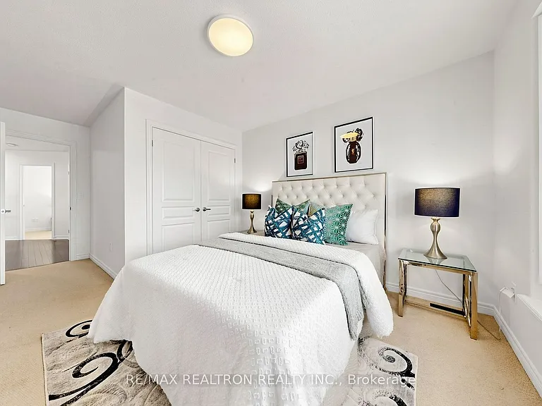 7 Military Ct — Photo 37