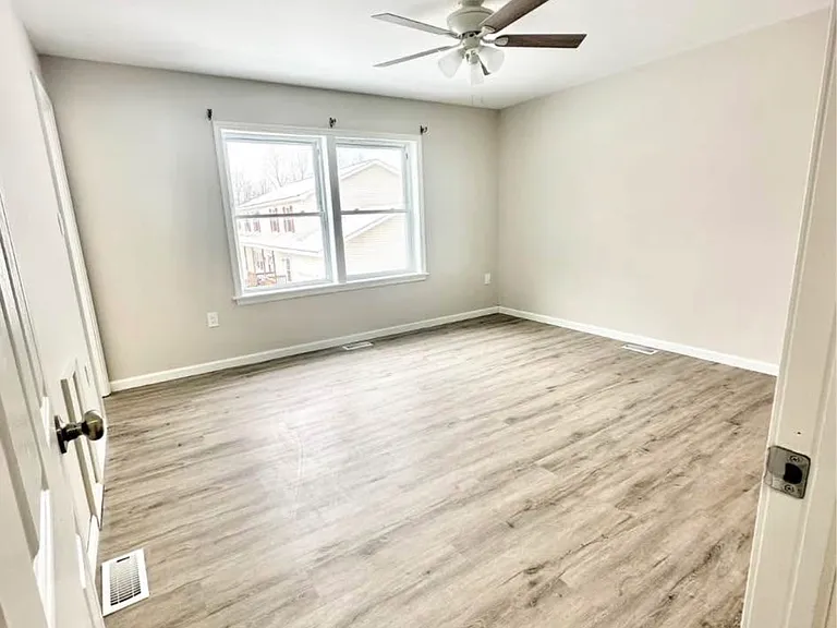 24 Magnolia Rd #3 — Photo 10